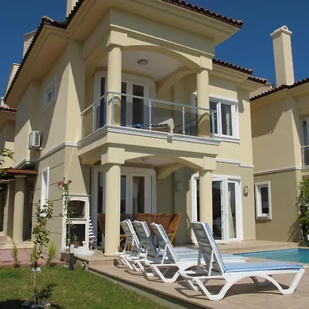 Appart hôtel Sunset Beach Club *