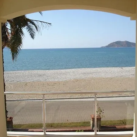 Апарт-отель Sunset Beach Club
